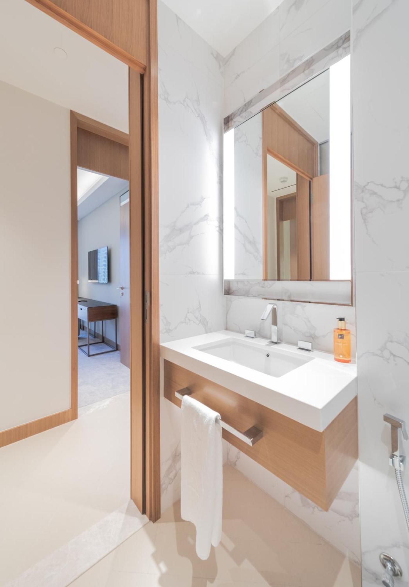 شقة Eden's Homes & - Address Opera District Residences