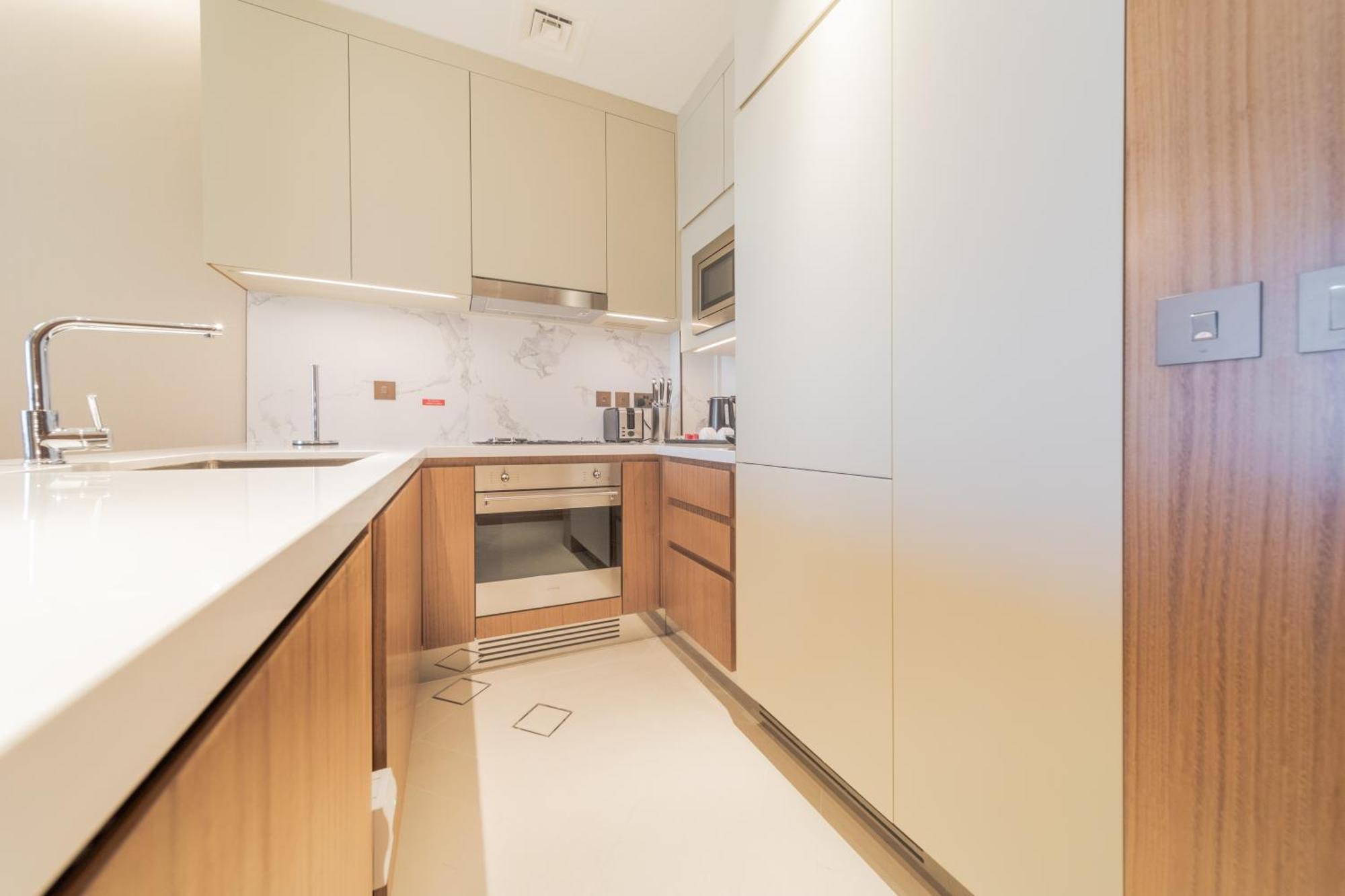 شقة Eden's Homes & - Address Opera District Residences